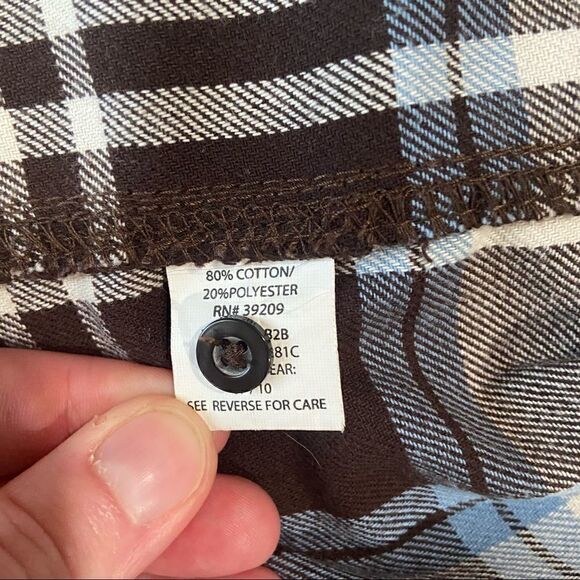 91. Mens size L Burnside long sleeve button down gently used - Picture 7 of 11